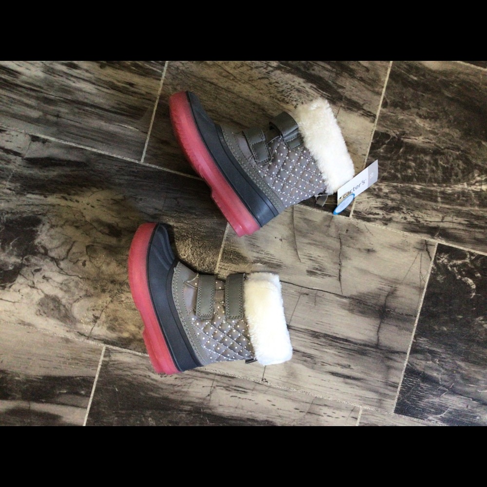 Carter’s winter boots